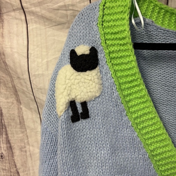 Women's Blue and Green Sheep Embroidered Knit V-Neck Cardigan Sweater Small - Picture 4 of 8